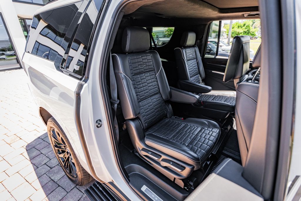 2024 Cadillac Escalade ESV Sport Platinum - Photo 39