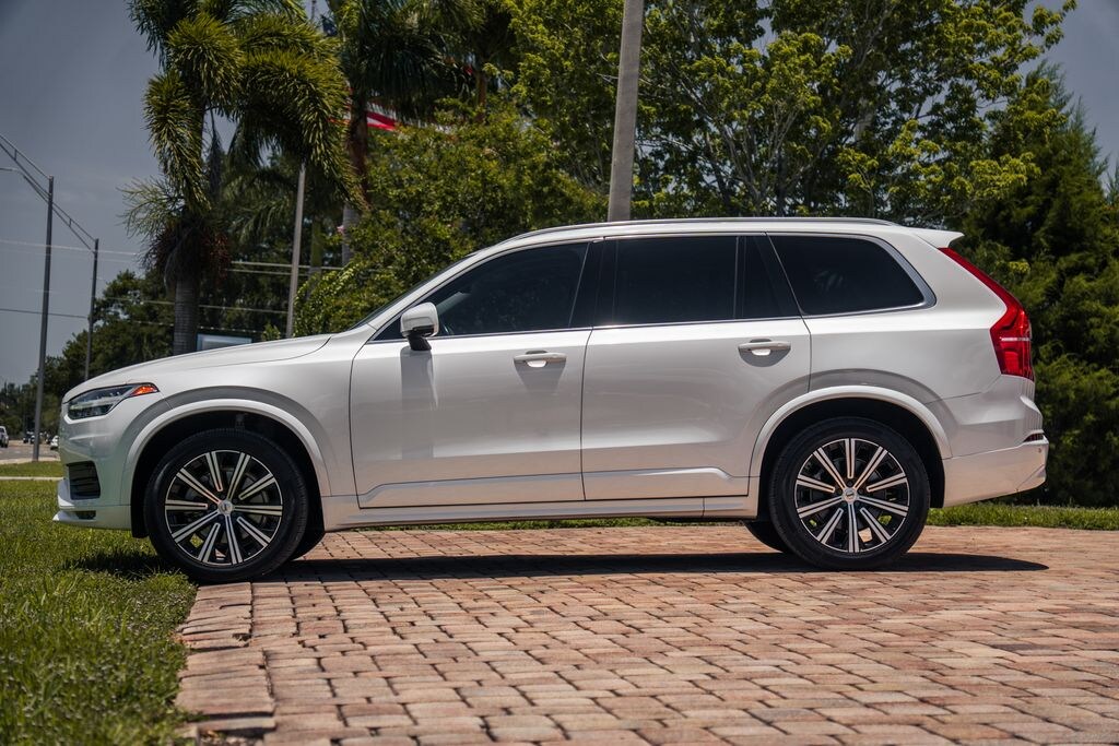Used 2023 Volvo XC90 B5 AWD Core SUV