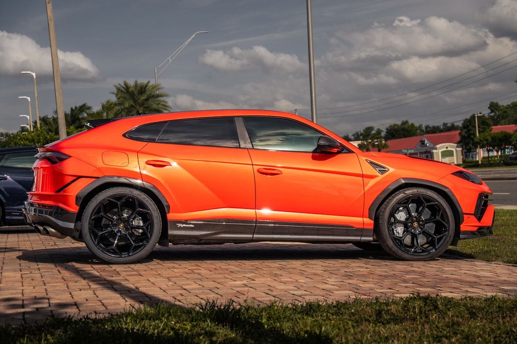 2024 Lamborghini Urus Performante - Photo 6