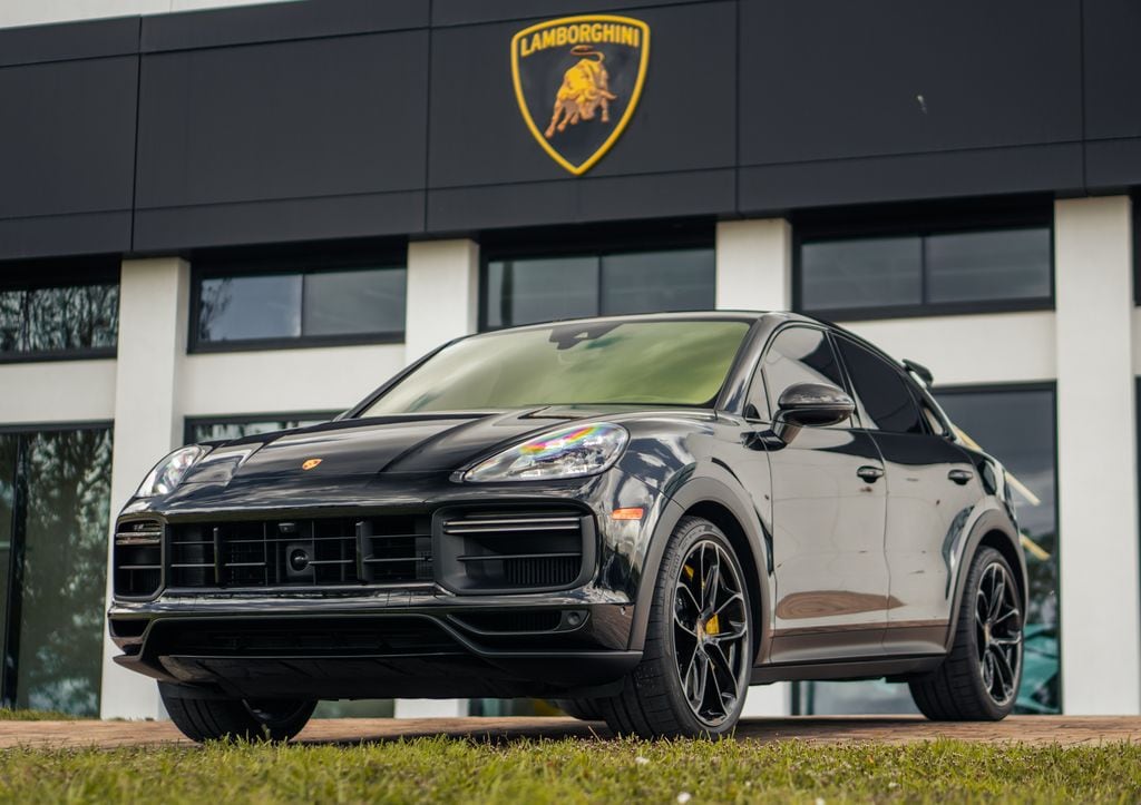 2023 Porsche Cayenne Coup Turbo GT