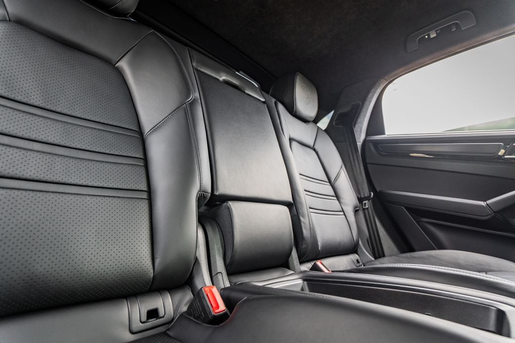 2023 Porsche Cayenne Coup Turbo GT - Photo 43