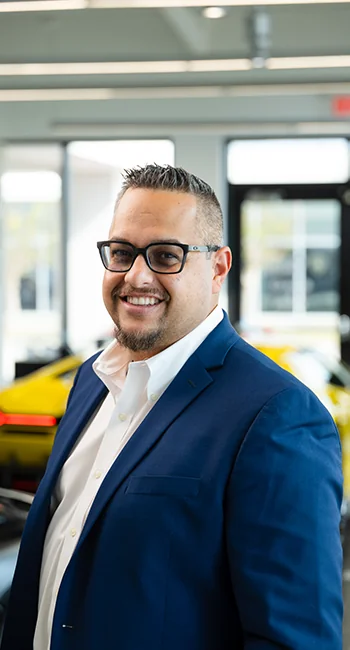 Staff member Nelson Cortes from ID_2fbdea0a122e