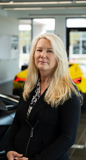 Staff member Denise Bechtold from ID_3df459aaf27d