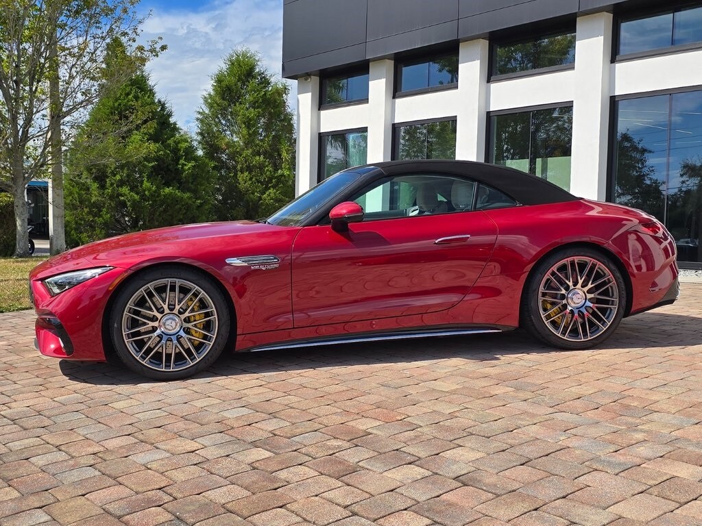 2025 Mercedes Benz SL AMG 63 photo 2