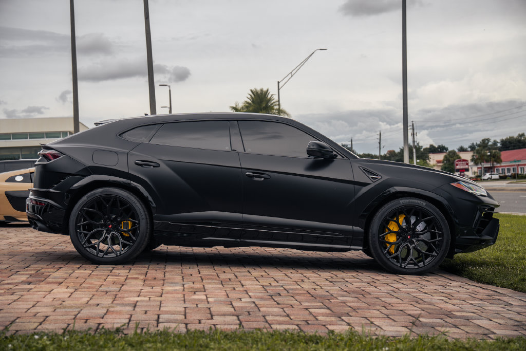 2023 Lamborghini Urus S - Photo 6