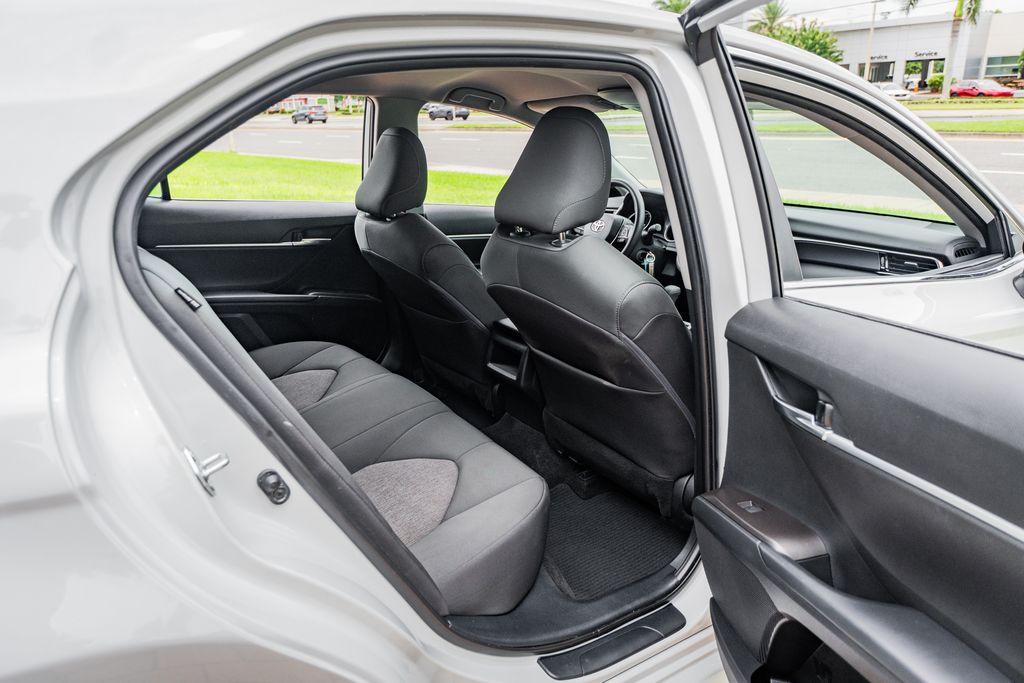2022 Toyota Camry LE - Photo 38