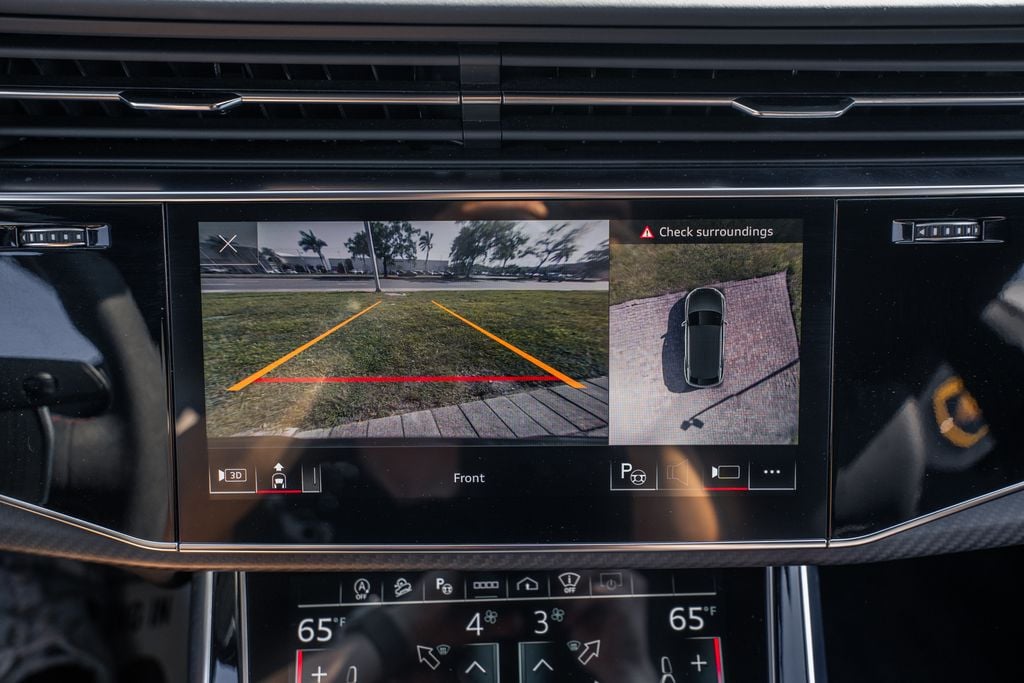 2023 Audi RS Q8 Base - Photo 28