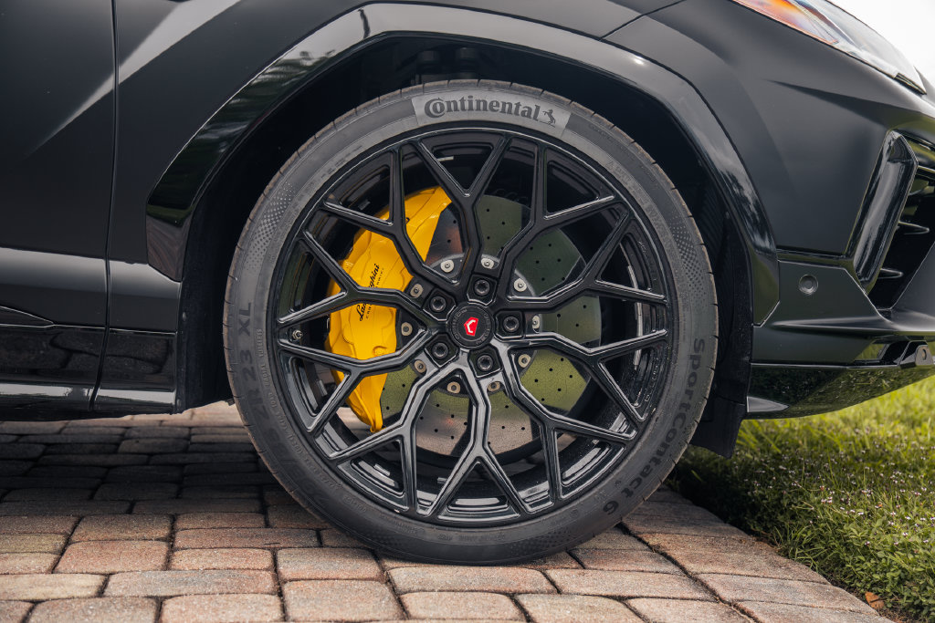 2023 Lamborghini Urus S - Photo 11