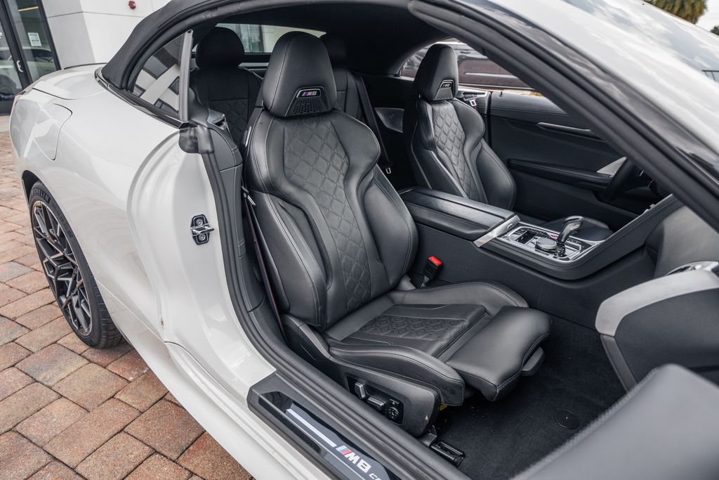 2025 BMW M8 Convertible M8 - Photo 34