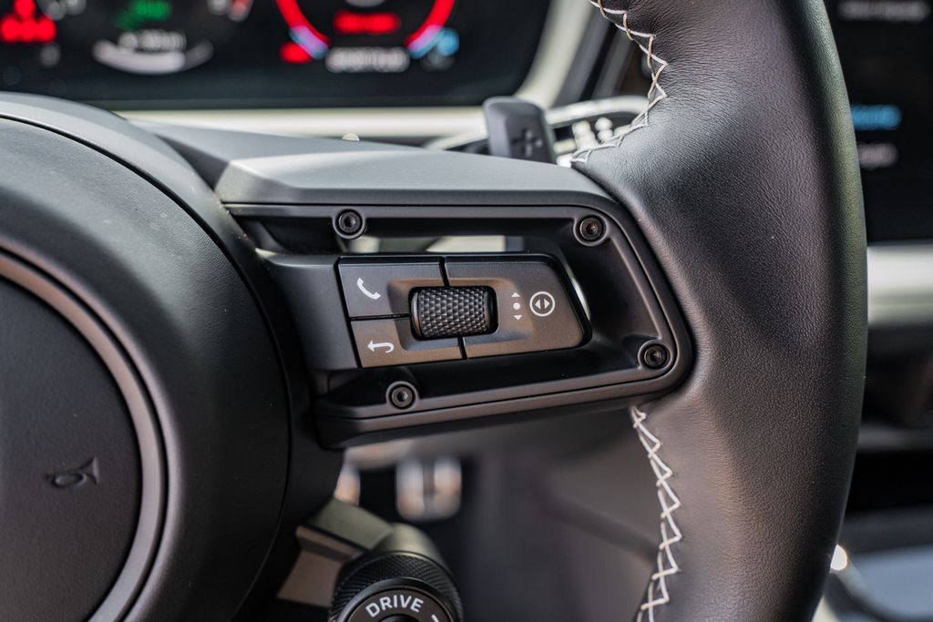 2025 Porsche Cayenne Turbo E-Hybrid - Photo 25