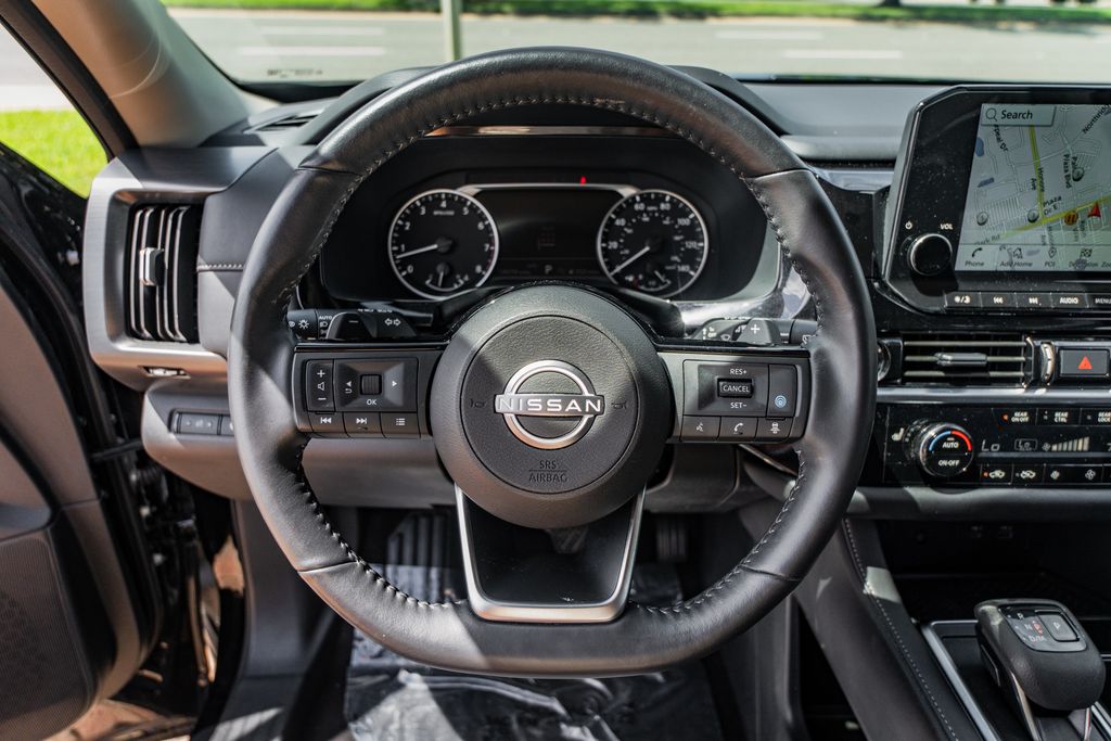 2025 Nissan Pathfinder SL - Photo 22