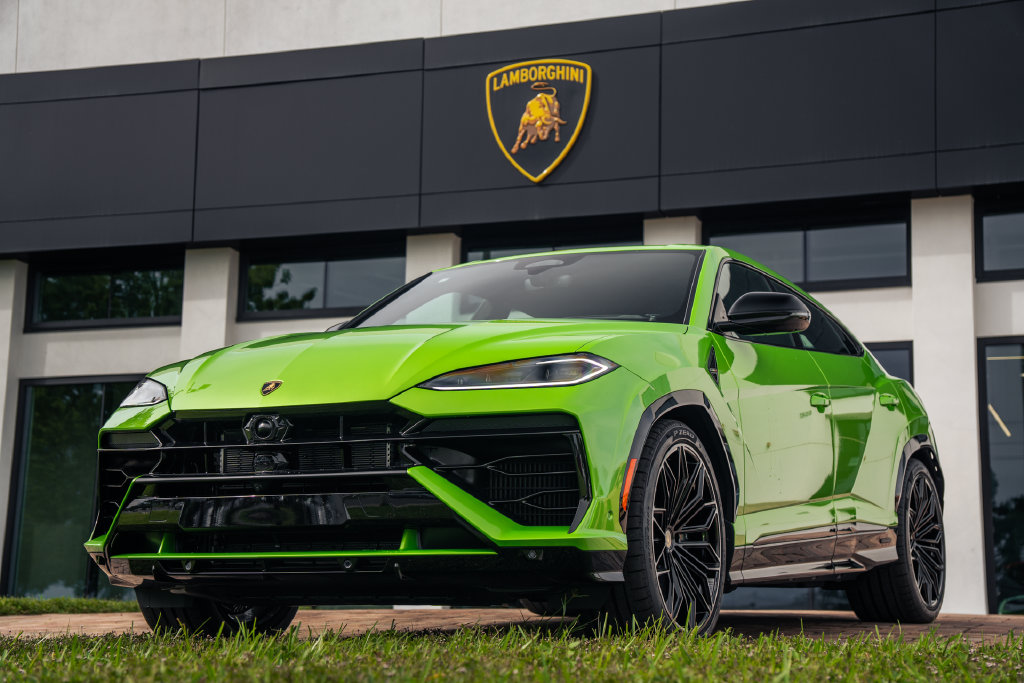 2026 Lamborghini Urus SE SUV
