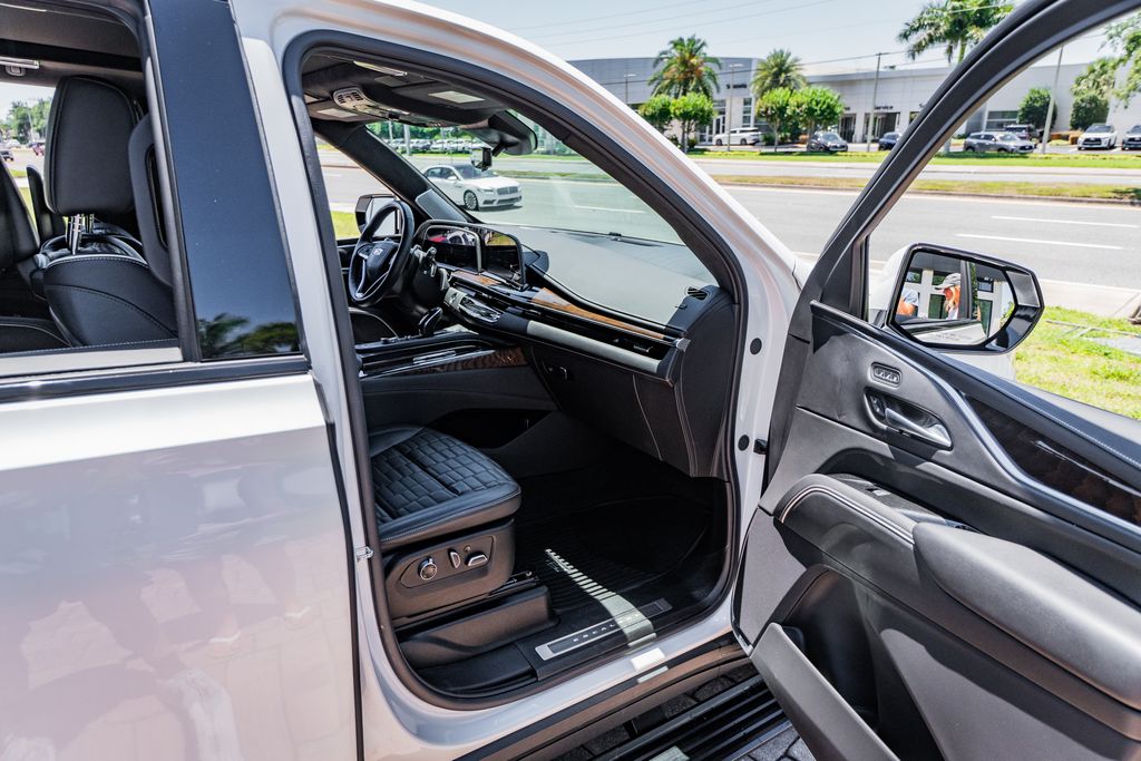 2024 Cadillac Escalade ESV Sport Platinum - Photo 34