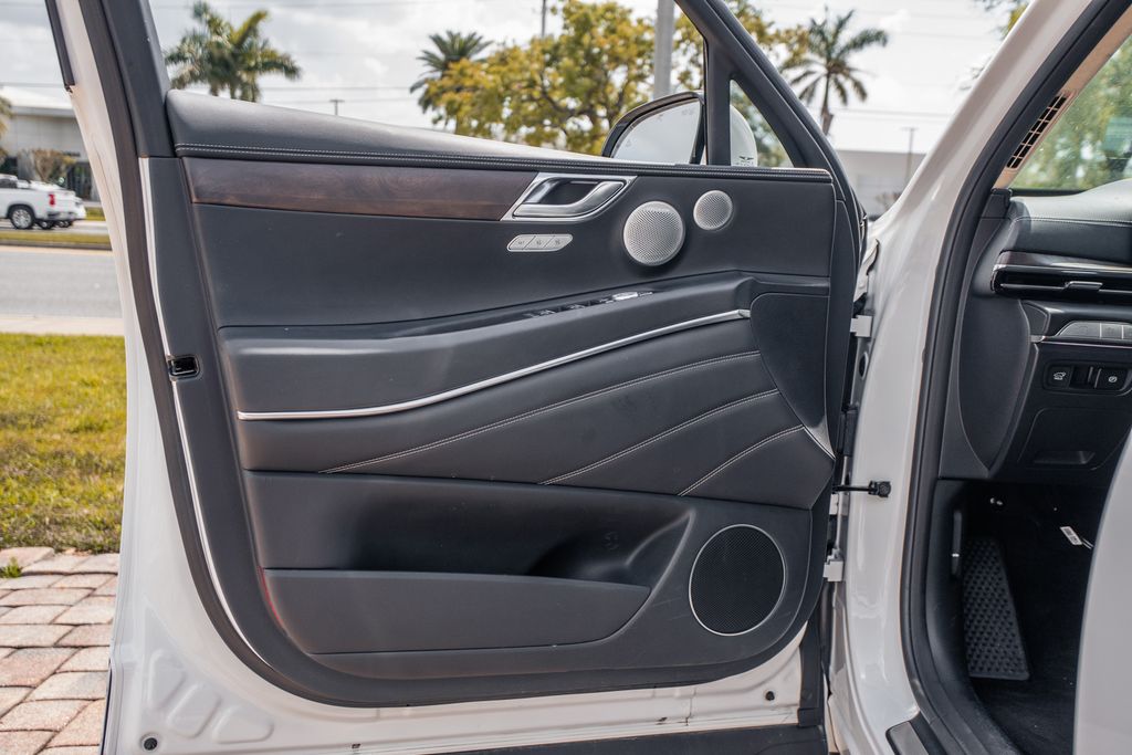 2025 GENESIS GV80 Prestige - Photo 17
