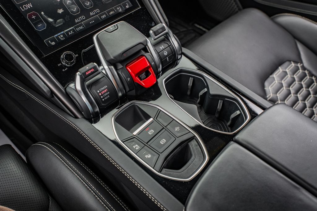 2024 Lamborghini Urus S - Photo 31