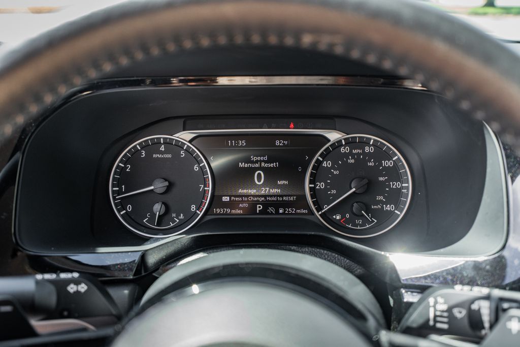 2025 Nissan Pathfinder SL - Photo 25