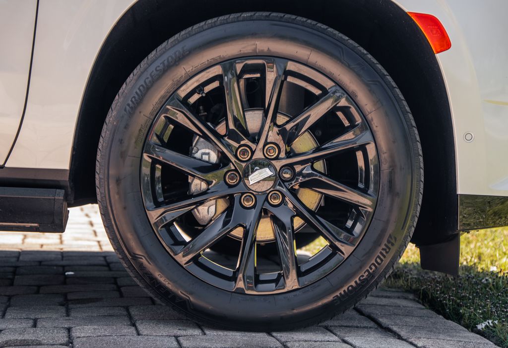2024 Cadillac Escalade ESV Sport Platinum - Photo 14
