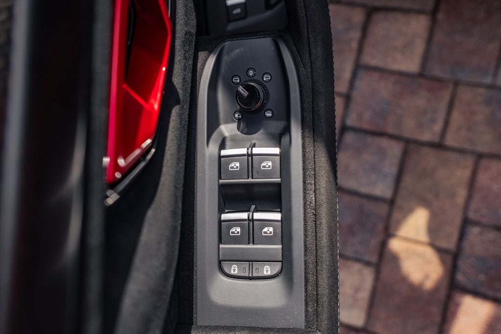 2024 Lamborghini Urus Performante - Photo 24
