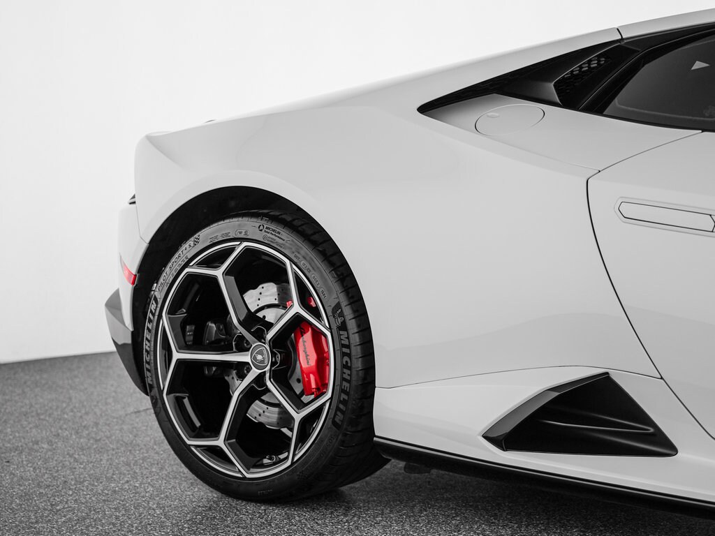 2021 Lamborghini Huracan EVO - Photo 38