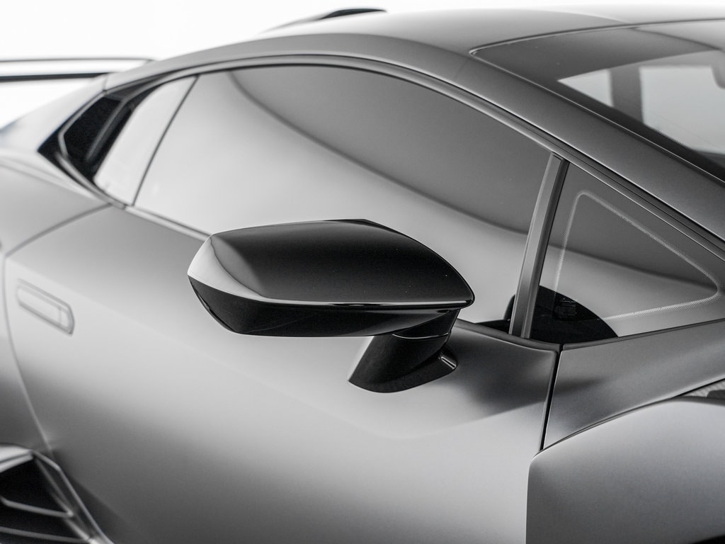 2023 Lamborghini Huracan STO - Photo 37