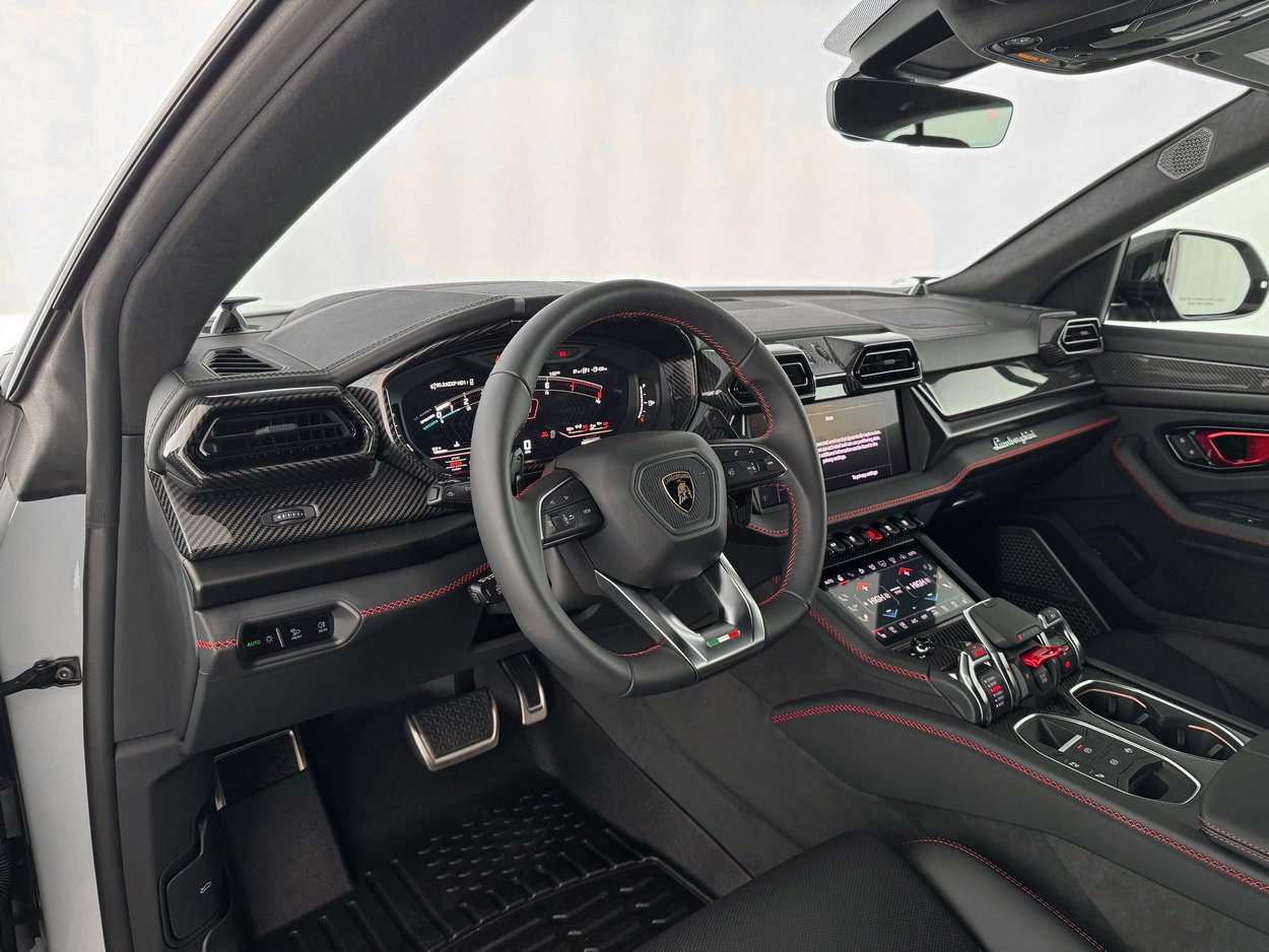 2026 Lamborghini Urus SE - Photo 16