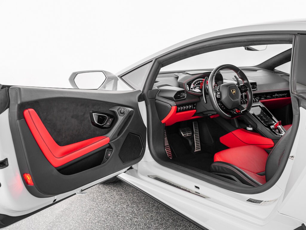 2021 Lamborghini Huracan EVO - Photo 12