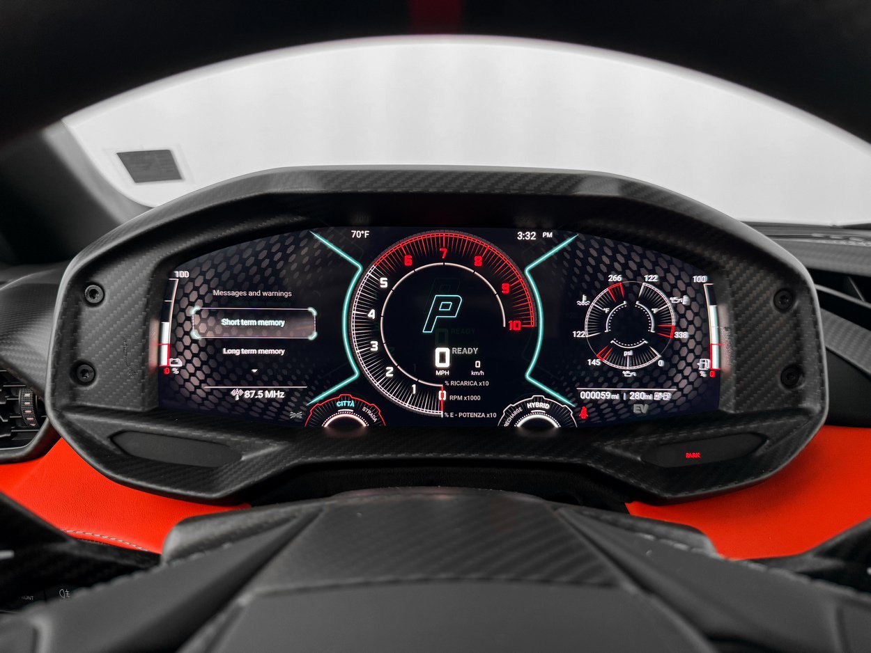 2025 Lamborghini Revuelto Base - Photo 22