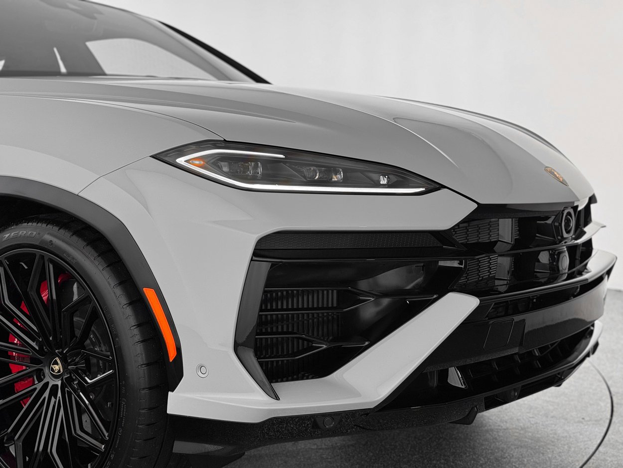 2026 Lamborghini Urus SE - Photo 48