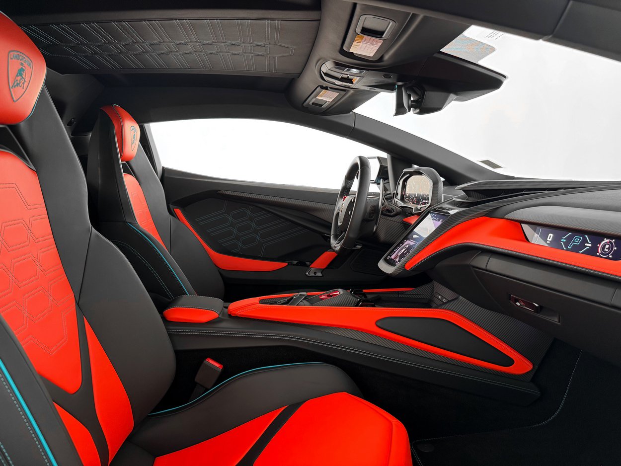 2025 Lamborghini Revuelto Base - Photo 27