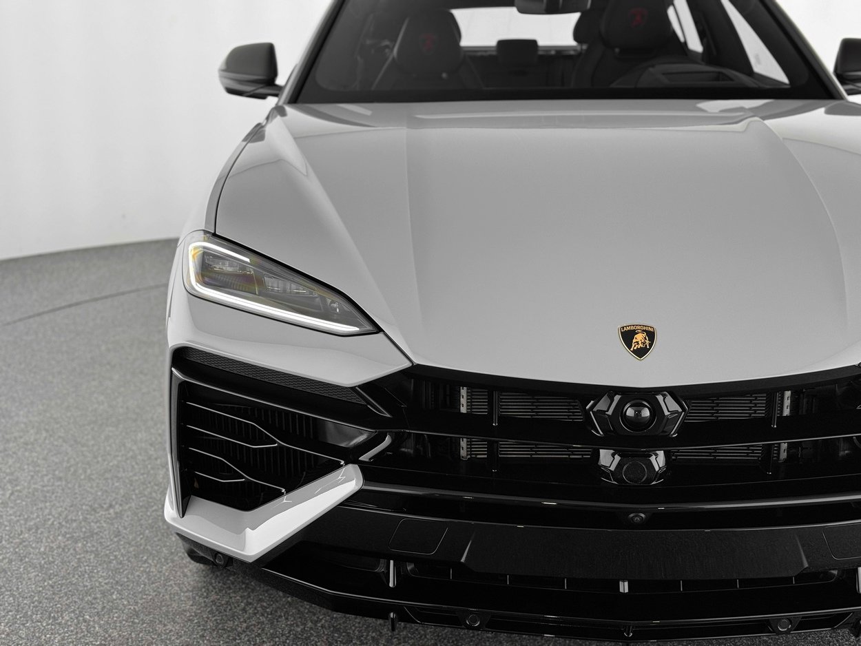 2026 Lamborghini Urus SE - Photo 40