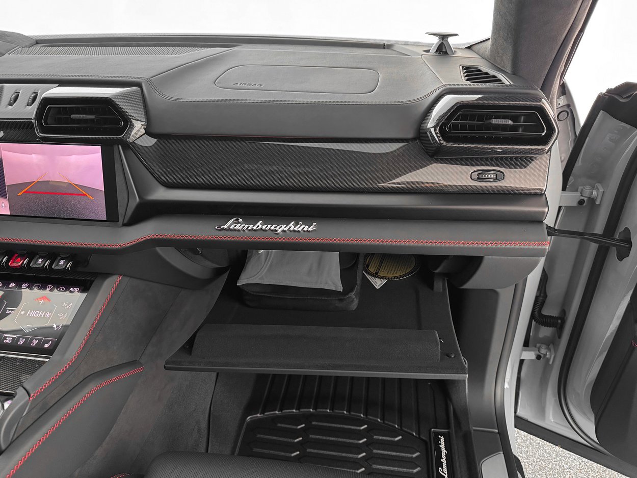 2026 Lamborghini Urus SE - Photo 30