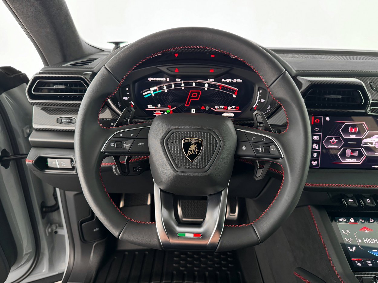 2026 Lamborghini Urus SE - Photo 9