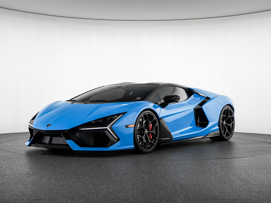  Lamborghini Revuelto