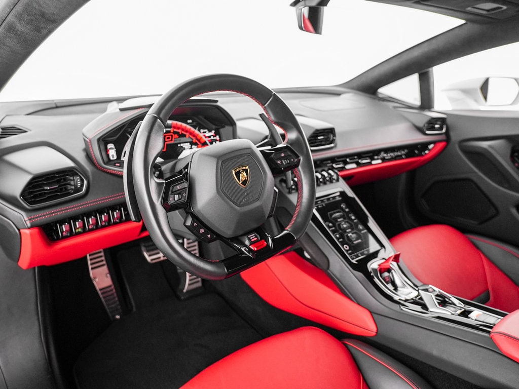 2021 Lamborghini Huracan EVO - Photo 18