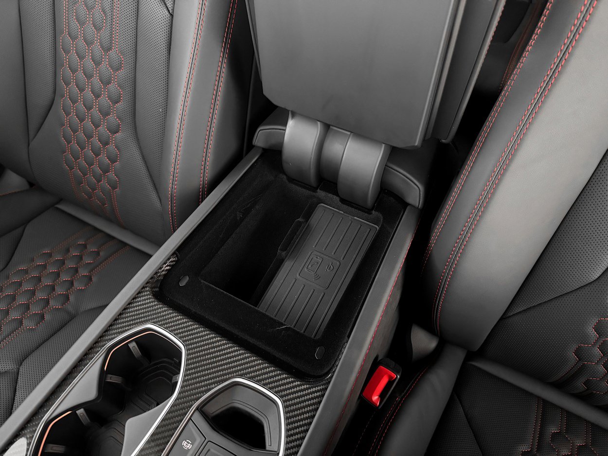 2026 Lamborghini Urus SE - Photo 21