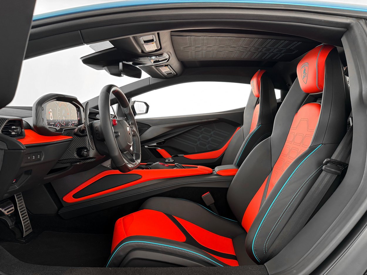 2025 Lamborghini Revuelto Base - Photo 14