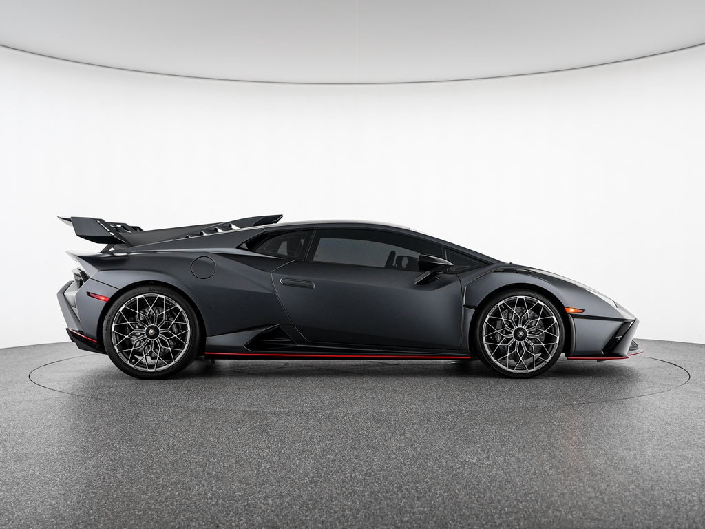 2023 Lamborghini Huracan STO - Photo 7