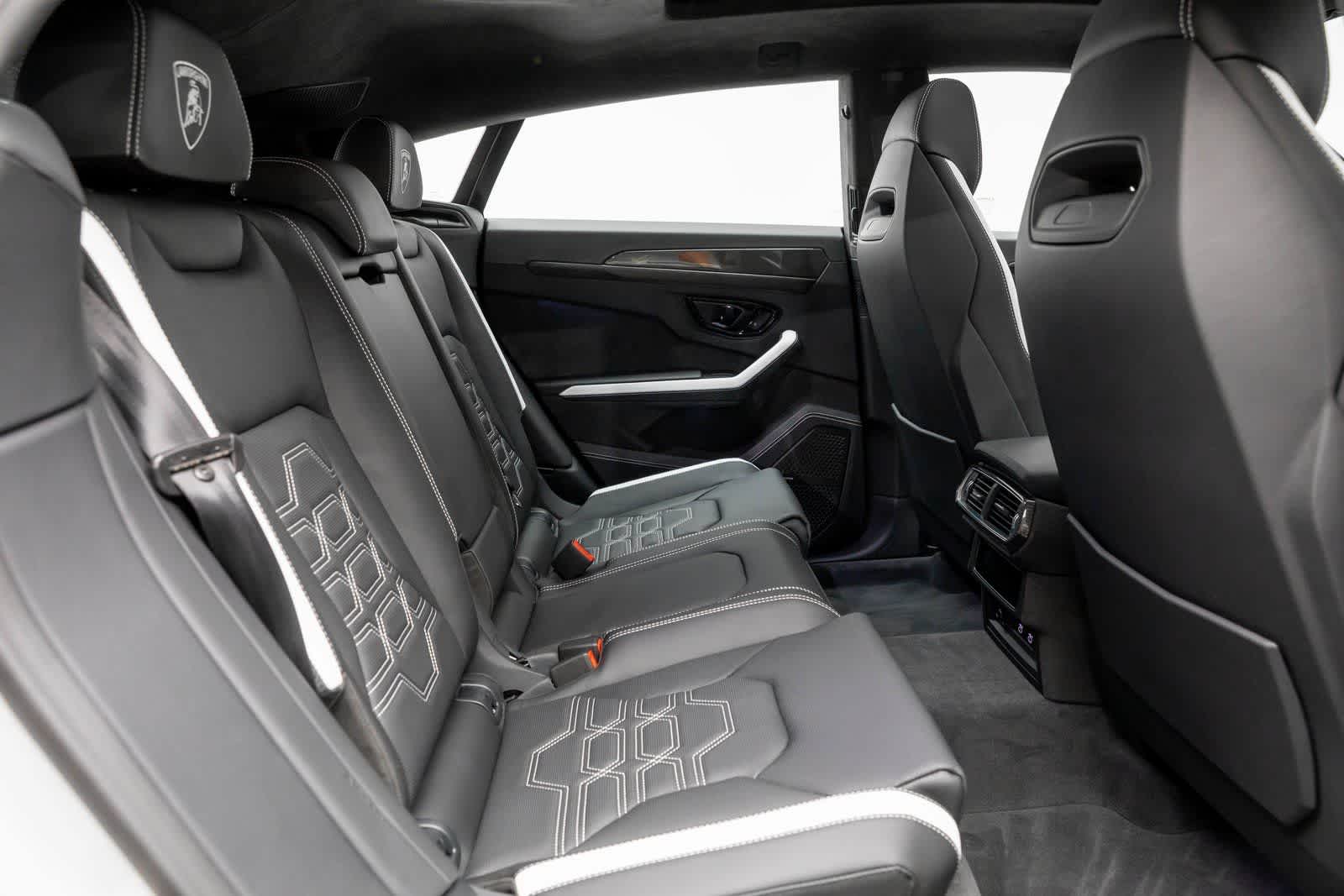 Thumbnail: 2025 Lamborghini Urus - 12