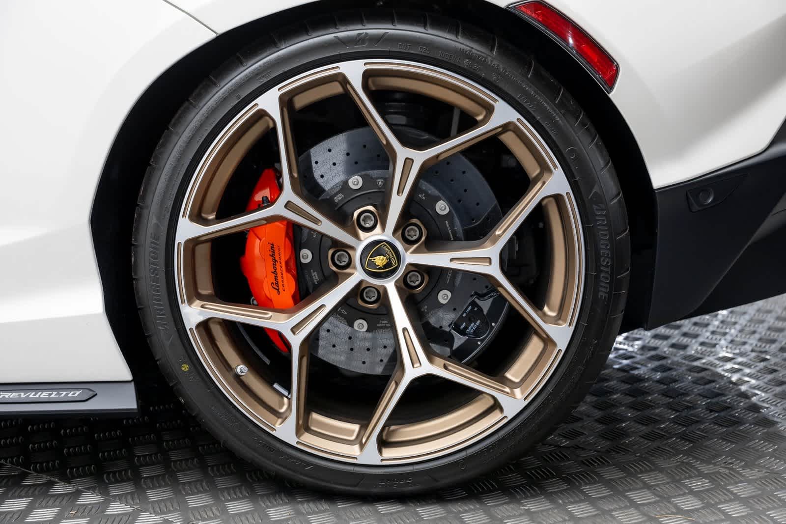 Thumbnail: 2025 Lamborghini  - 40