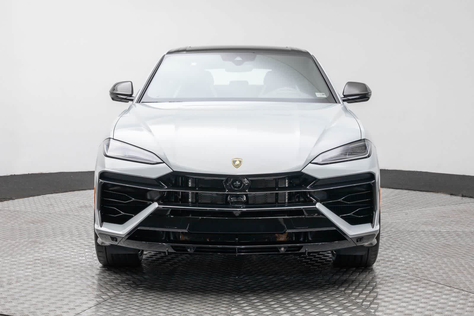 Thumbnail: 2025 Lamborghini Urus - 6