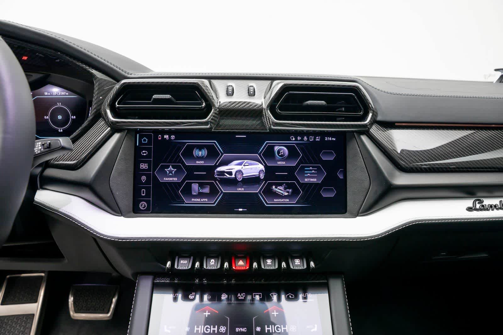 Thumbnail: 2025 Lamborghini Urus - 9