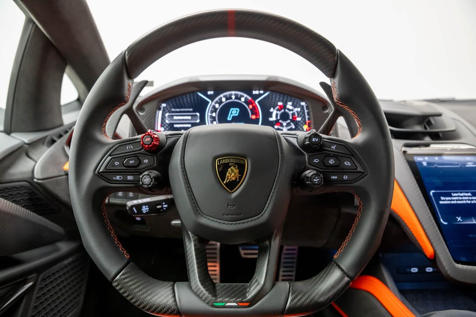 Thumbnail: 2025 Lamborghini  - 13