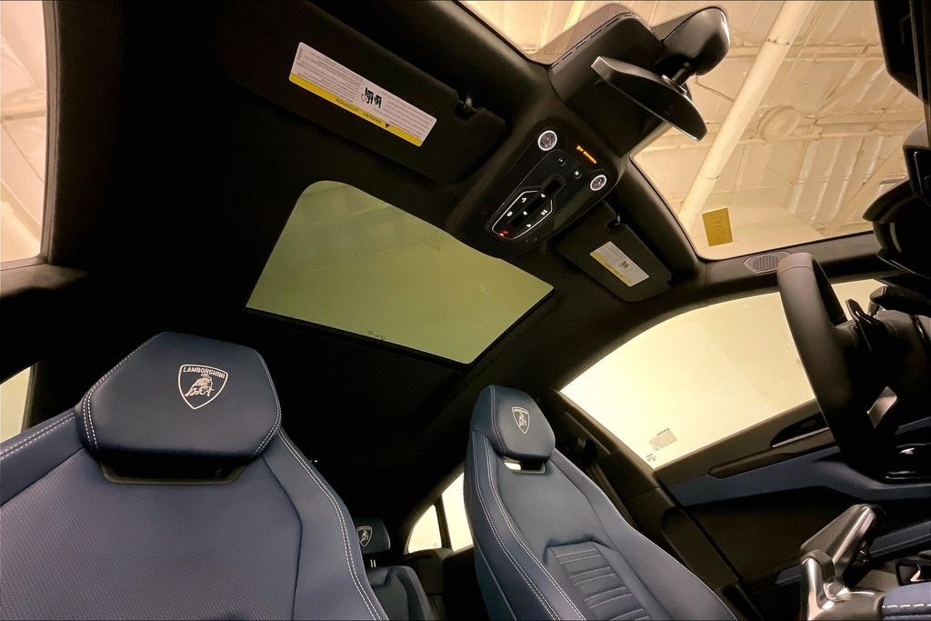 2026 Lamborghini Urus SE - Photo 20