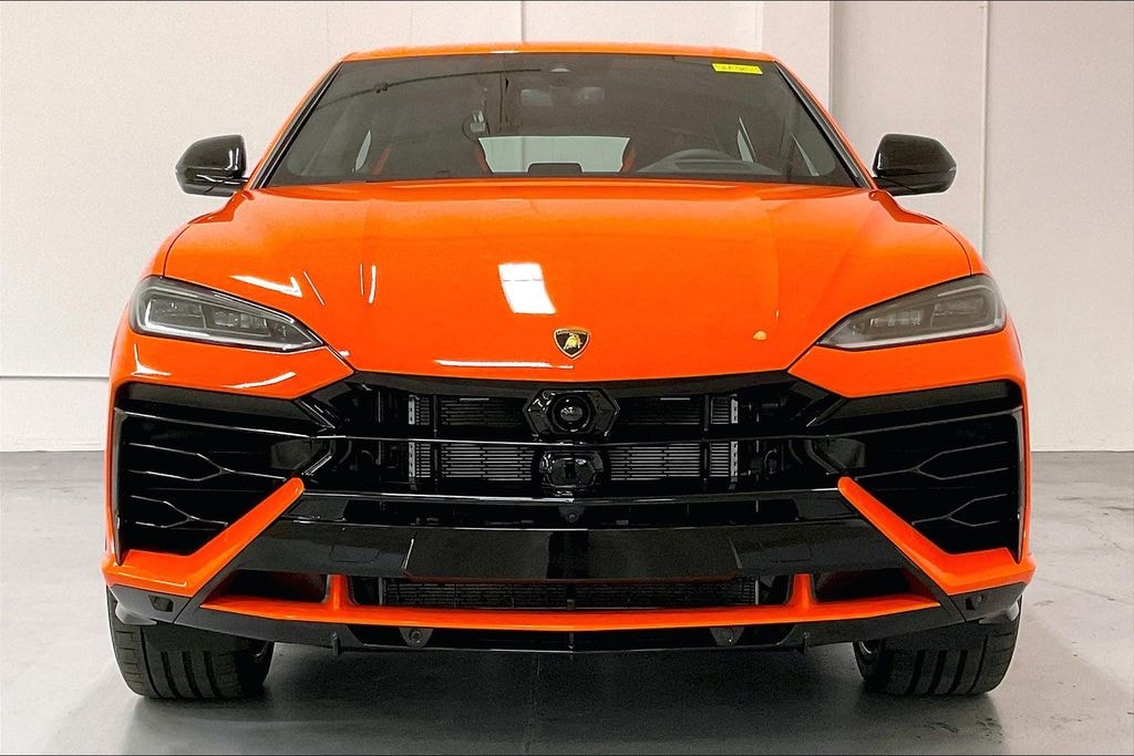 Used 2025 Lamborghini Urus SE SUV