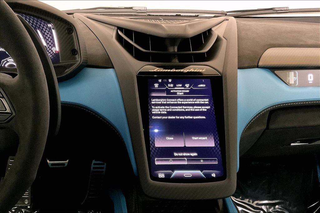 2026 Lamborghini Revuelto Base - Photo 11