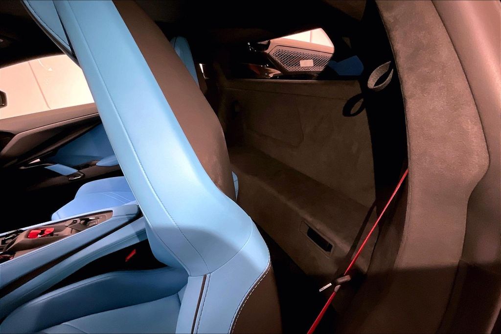 2026 Lamborghini Revuelto Base - Photo 25