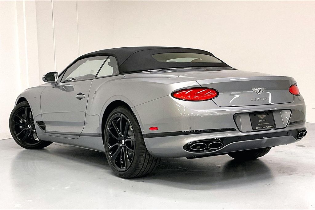 2024 Bentley Continental GT V8 photo 5