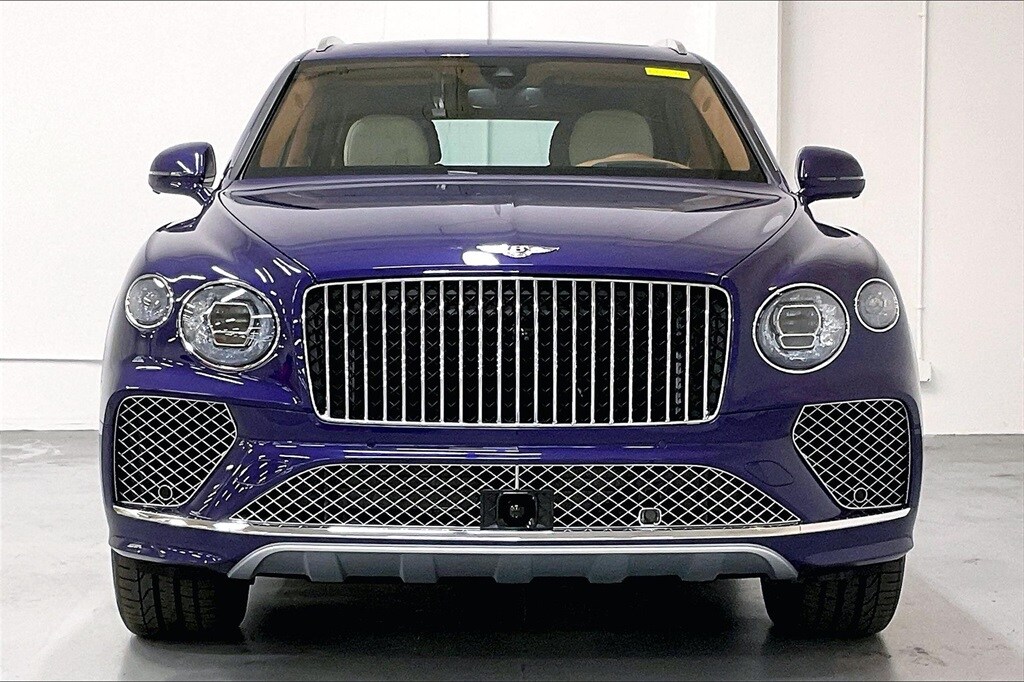 2024 Bentley Bentayga Azure photo 2