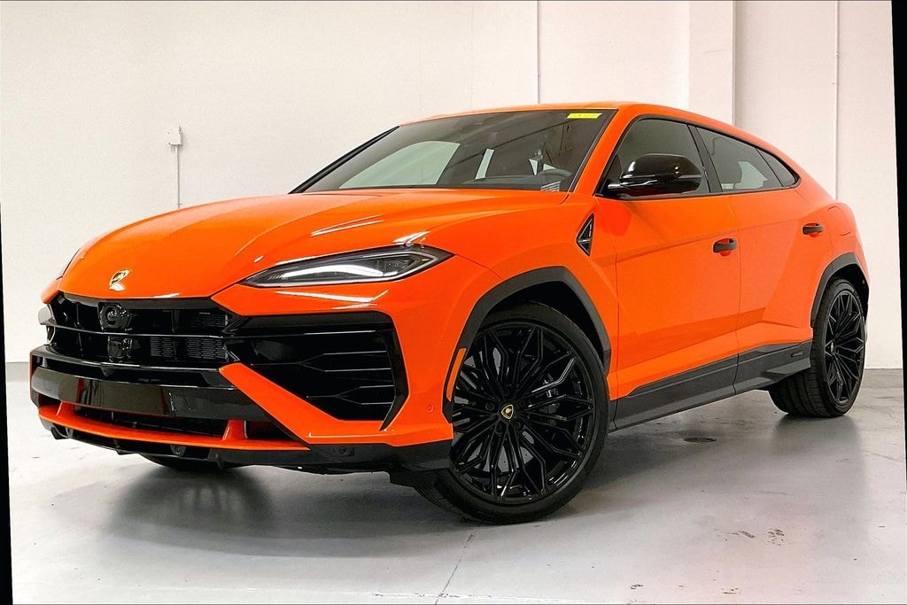Used 2025 Lamborghini Urus SE SUV