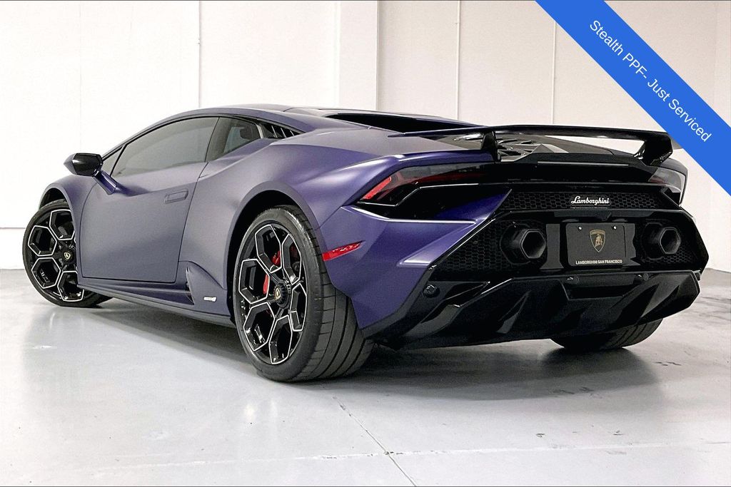 2024 Lamborghini Huracan Tecnica Base photo 5